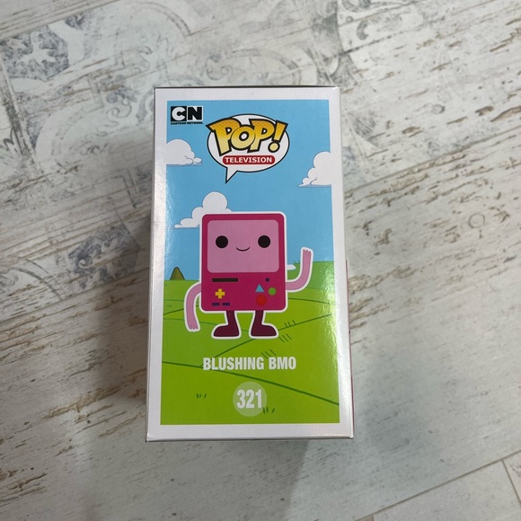 Funko Pop Blushing BMO #321 Adventure Time Figure Hot Topic Exclusive - Picture 4 of 6